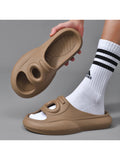 Men's Rubber Big-Eyed Astronaut Casual Outdoor Beach Slippers