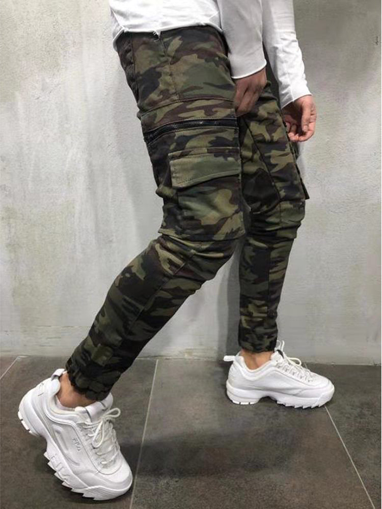 Multi-Pocket Camouflage Cargo Jeans