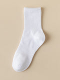 Three Pairs Men'S Winter New Solid Color Minimalist Sports Cotton Socks